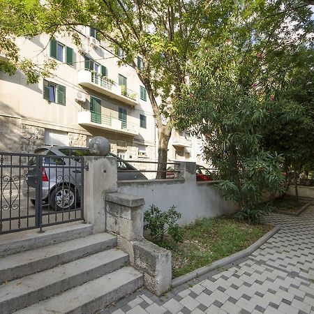 Guest House Mia สปลิท ภายนอก รูปภาพ