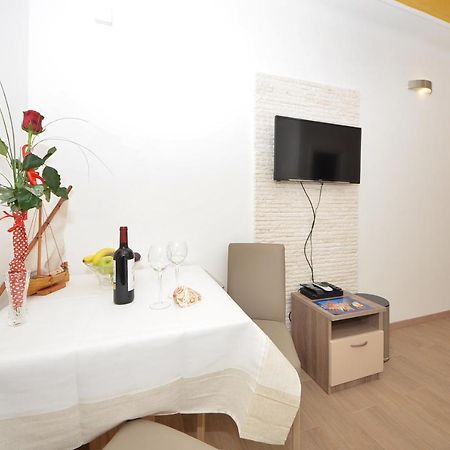 Guest House Mia สปลิท ห้อง รูปภาพ